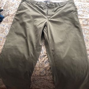 Banana Republic Men’s Aiden Chino